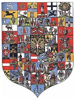Middeleeuws Heraldisch Wapen met Meerdere Symbolen Kleurrijk middeleeuws heraldisch wapen met meerdere ingewikkelde symbolen, schilden en figuren die adellijke families vertegenwoordigen.