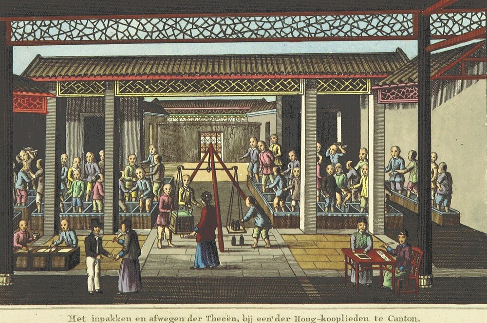 Thee inpakken en wegen bij Hong Kong handelsbedrijf Vintage illustratie van het inpakken en wegen van thee in een Hong Kong handelsbedrijf in Kanton met arbeiders en weegschalen