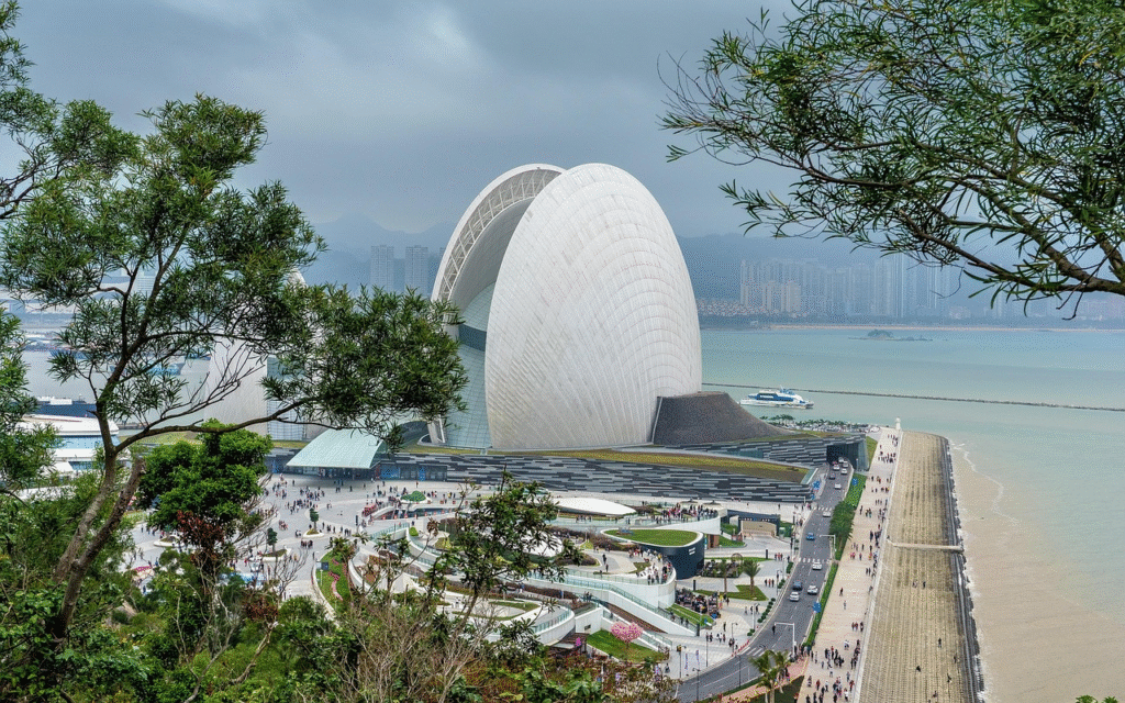 Zhuhai Grand Theatre in Zhuhai (adrian2019, pixabay)